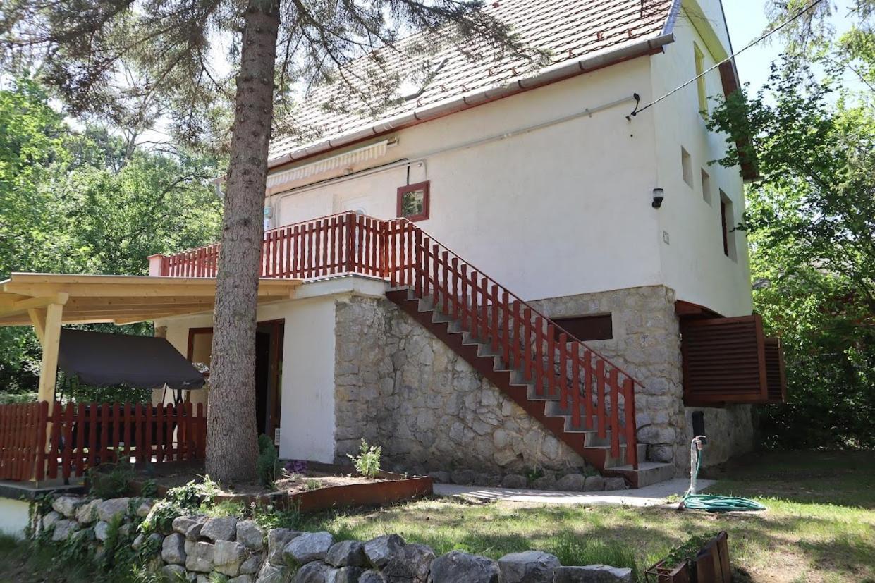 Madarles Vendeghaz Villa Abaliget Exterior photo